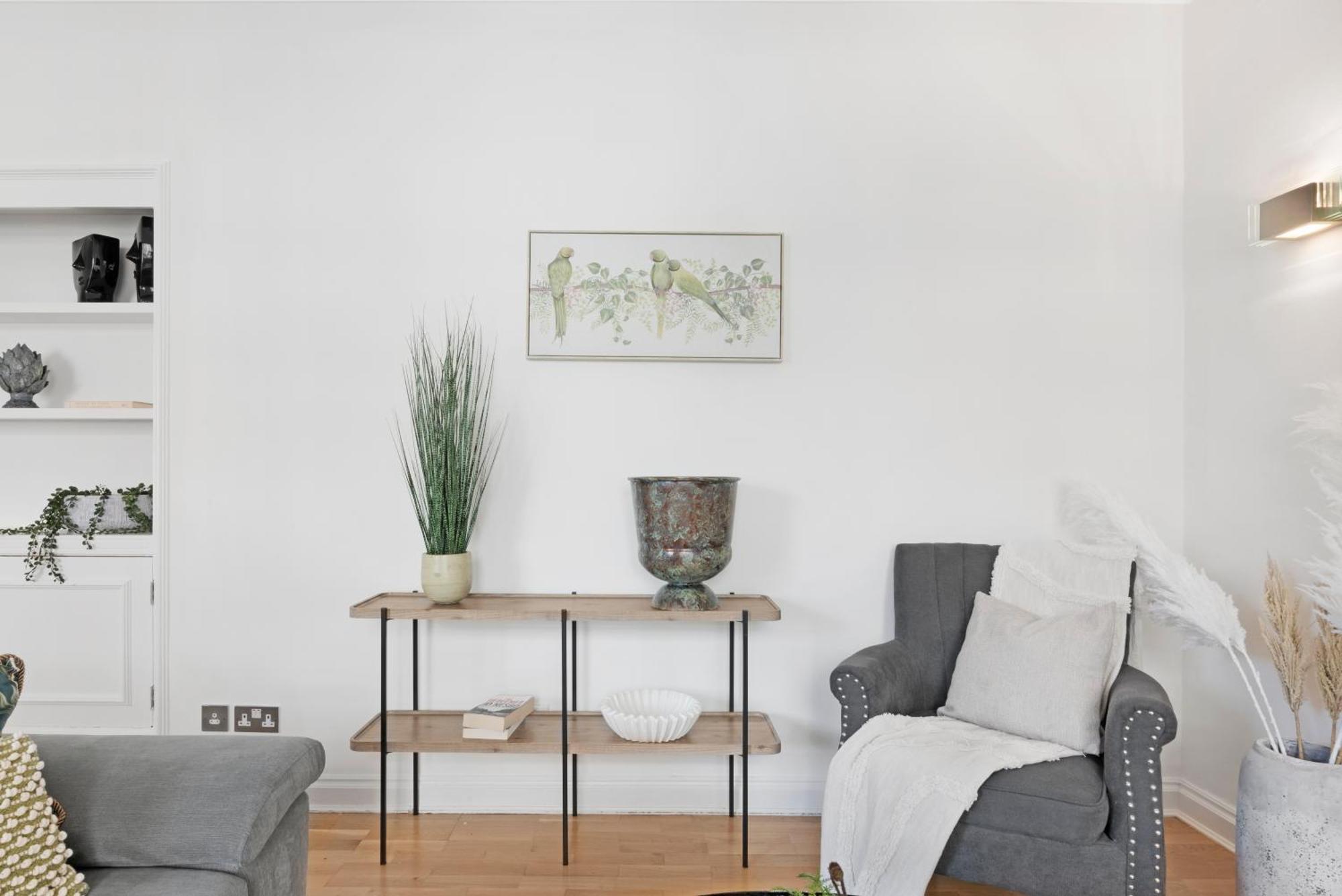 Mayfair Mews Apartment- 2 Bed 4 Apartment