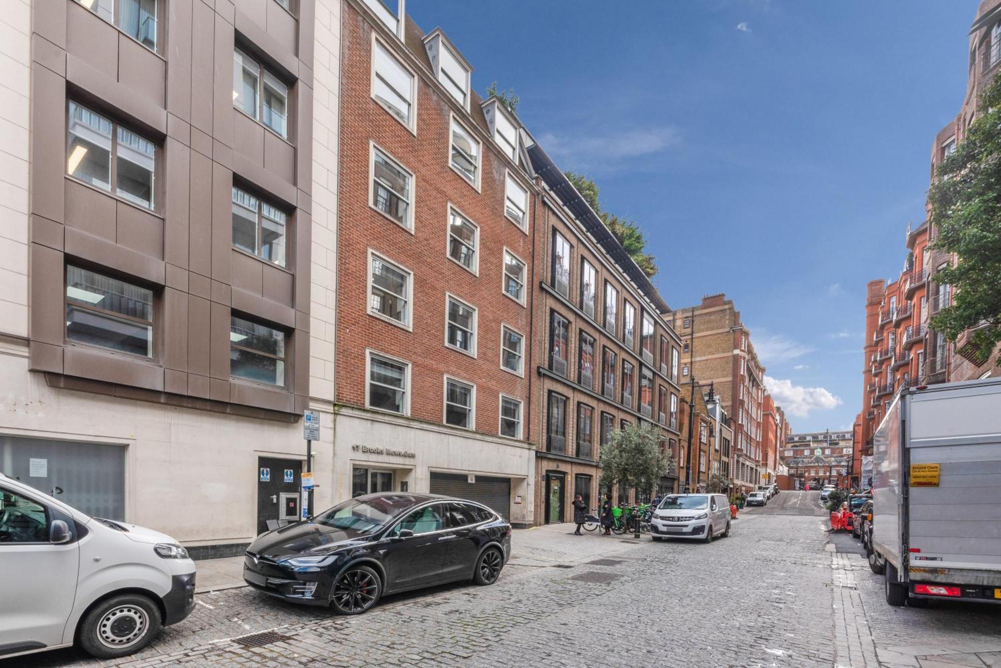 Apartment Mayfair Mews Apartment- 2 Bed 4 London